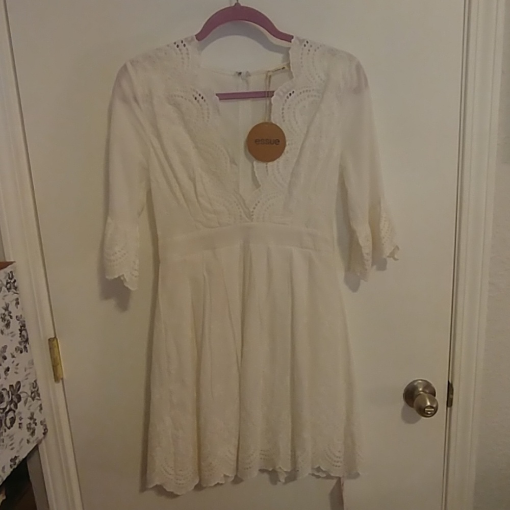 Essue Bell Sleeve Dress